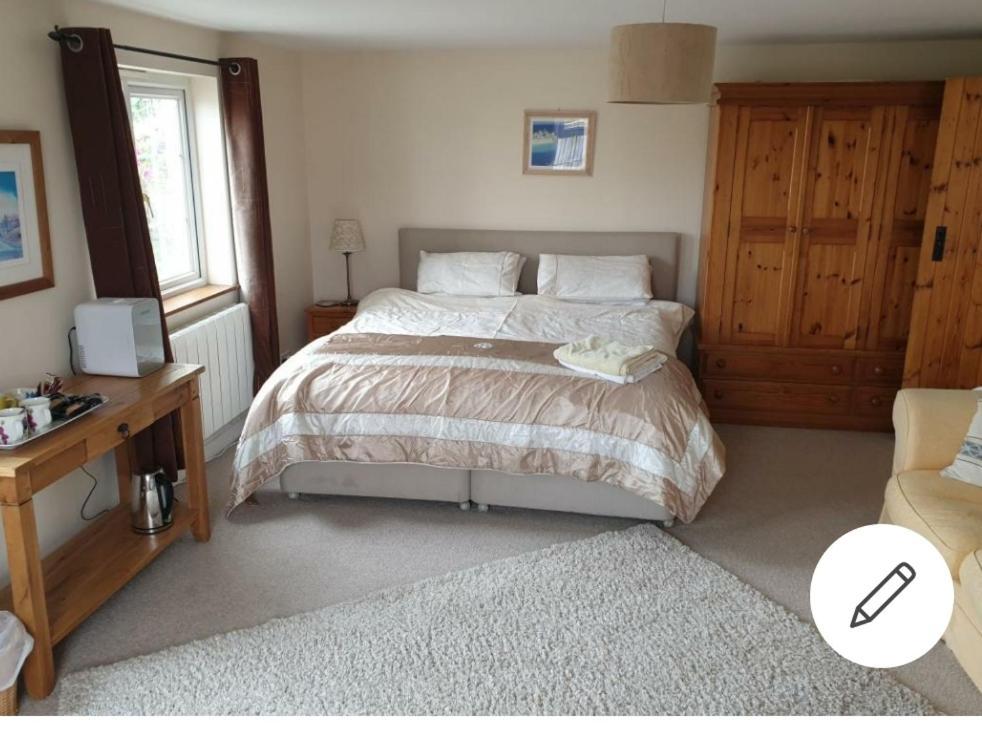 グラストンベリー Millbatch Farm Bed & Breakfast エクステリア 写真